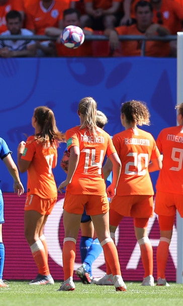 Dutch beat Italy 2-0 to make 1st Women's World Cup semifinal